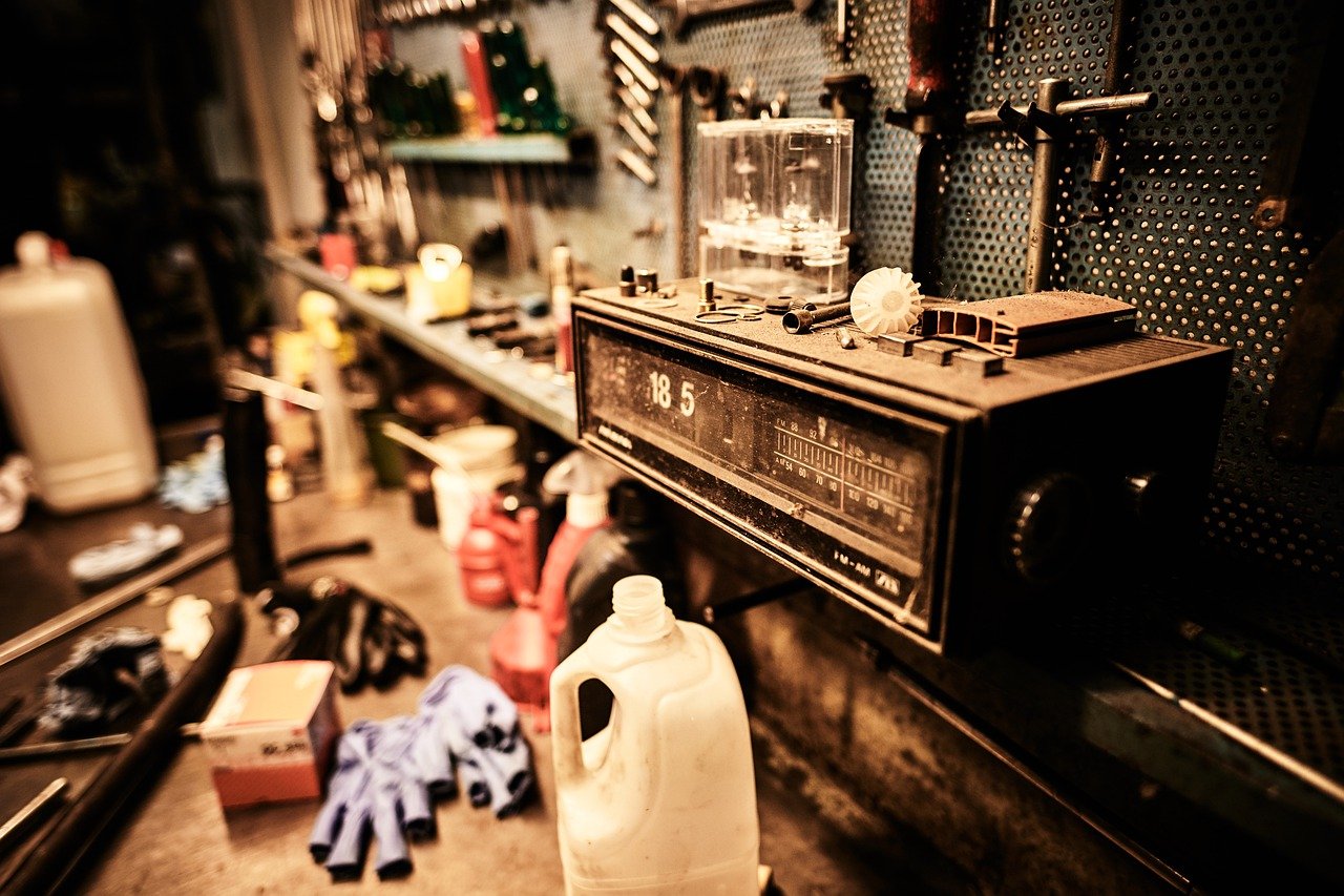 tools, radio, old